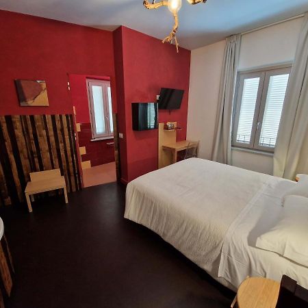 De Novo E D'Antico Hotel Cori Eksteriør billede